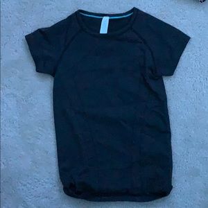 ivviva black shirt